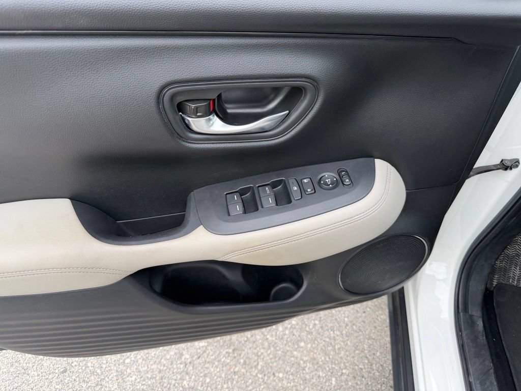 Used 2023 Honda HR-V LX image 20