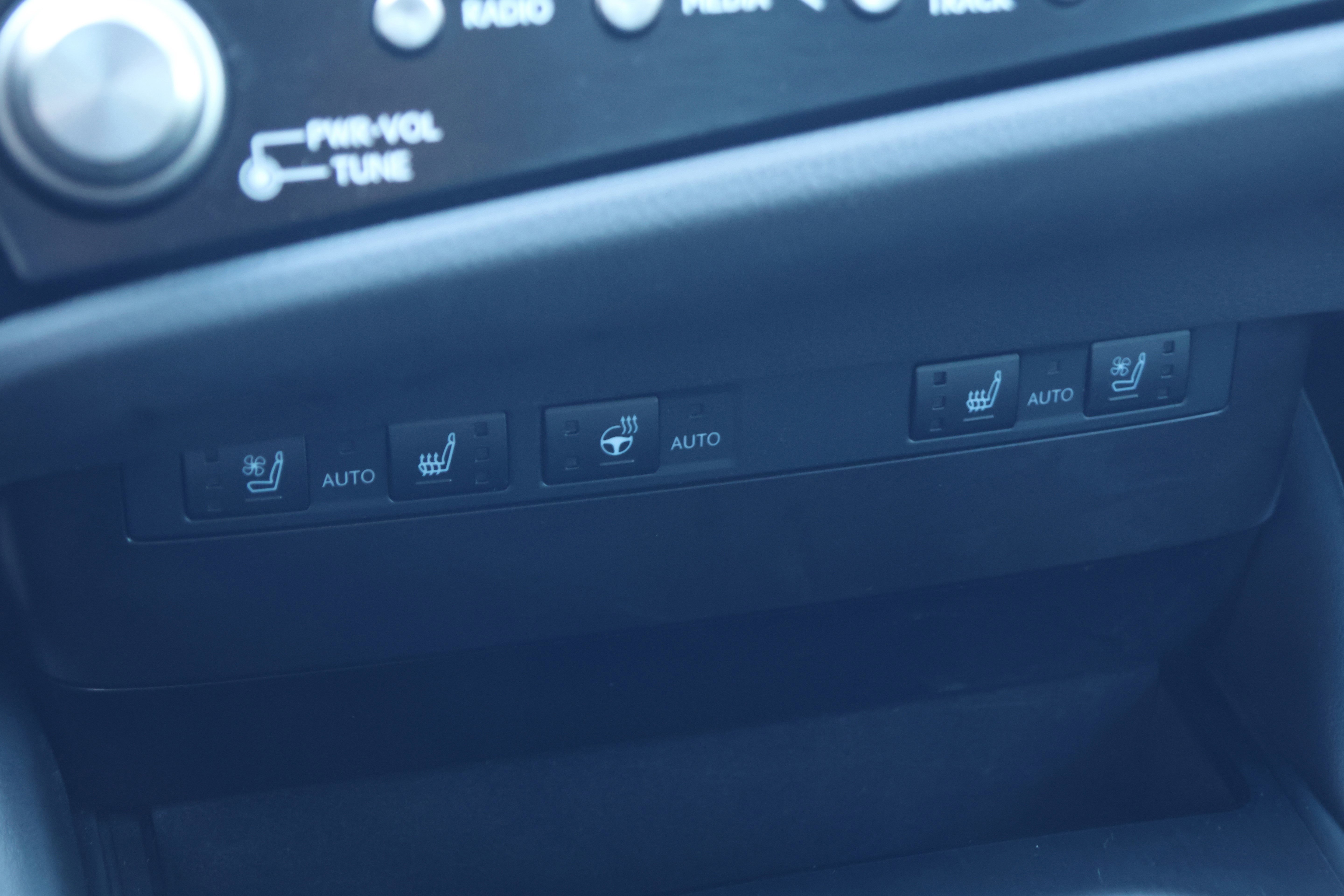 Used 2024 Lexus ES 350 350 w/ Premium Package image 25