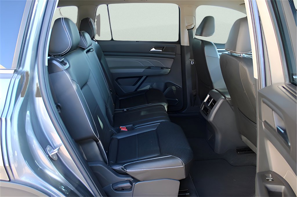 Used 2023 Volkswagen Atlas SE image 27