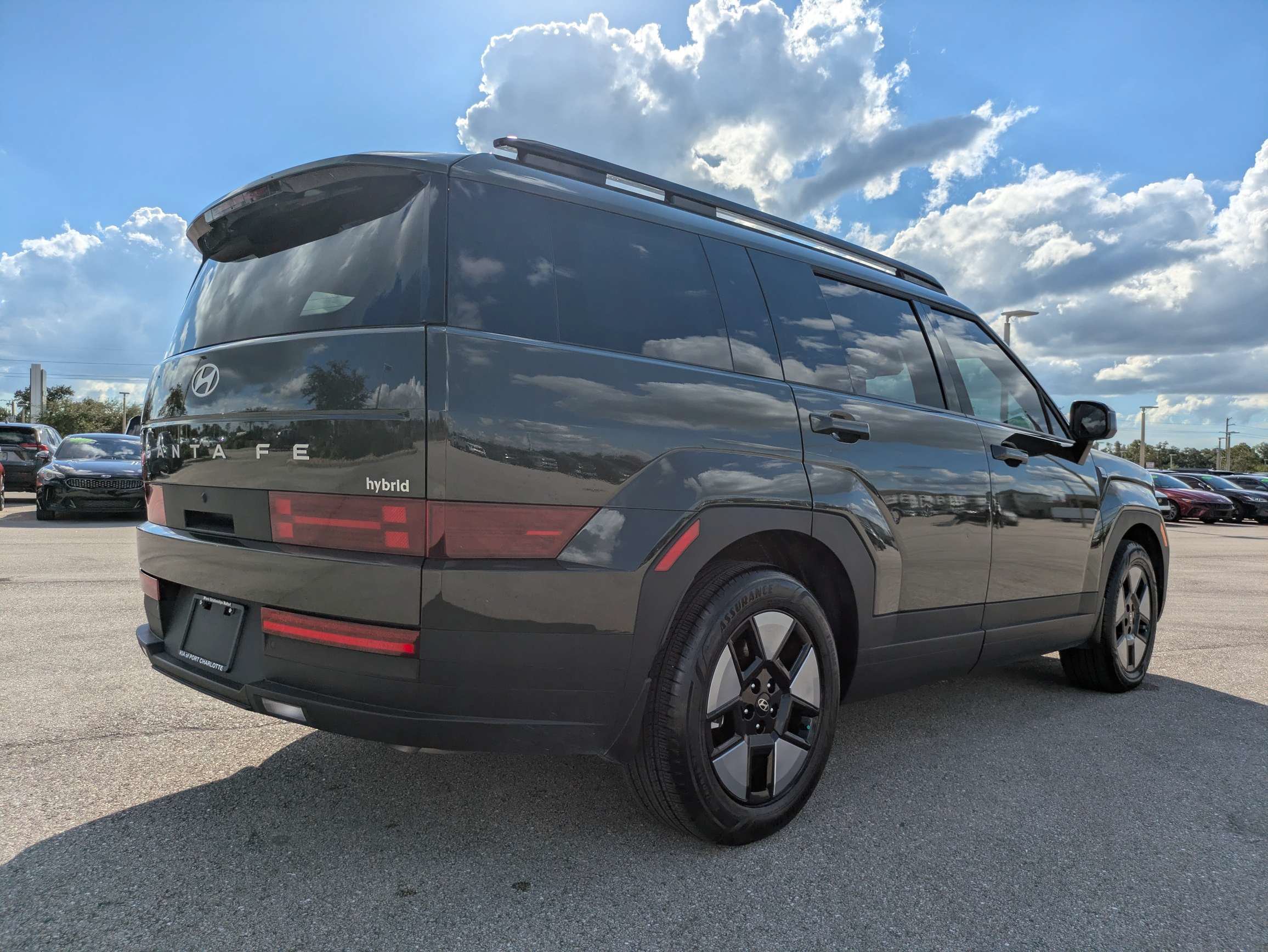 Used 2024 Hyundai Santa Fe SEL FWD image 4