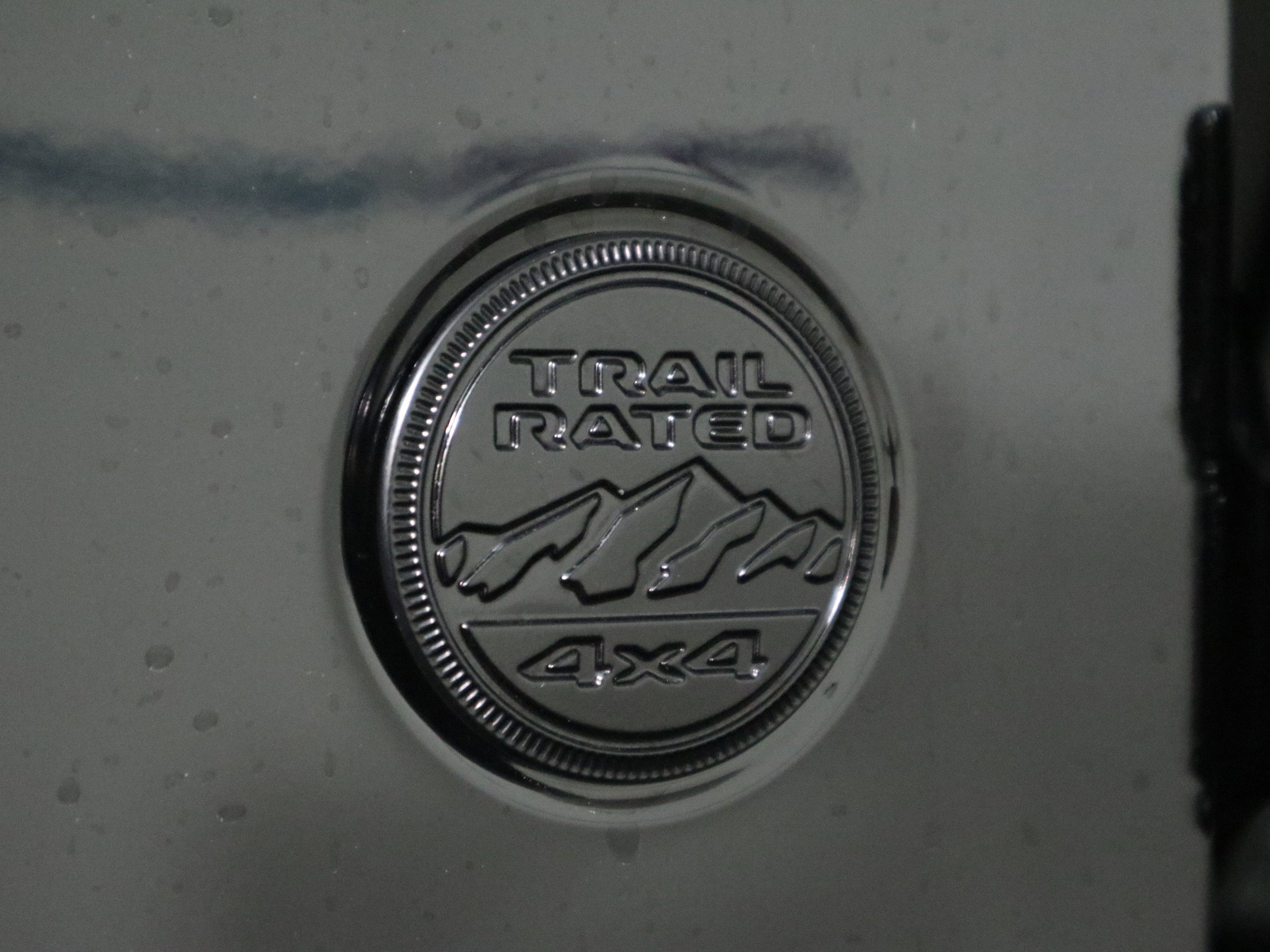 Used 2021 Jeep Wrangler Unlimited Sahara image 35