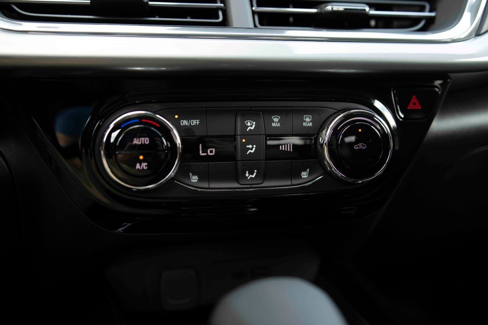 New 2026 Chevrolet Trax LS w/ LS Convenience Package FWD image 18