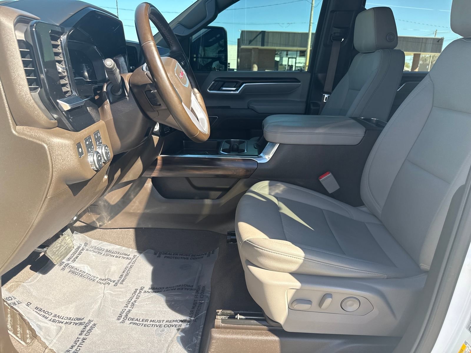 Used 2024 GMC Sierra 2500 SLT w/ SLT Premium Package image 14