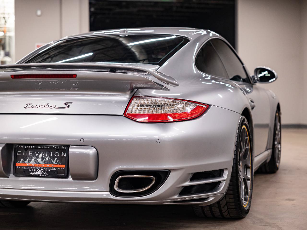 Used 2011 Porsche 911 Turbo S AWD/4WD image 28