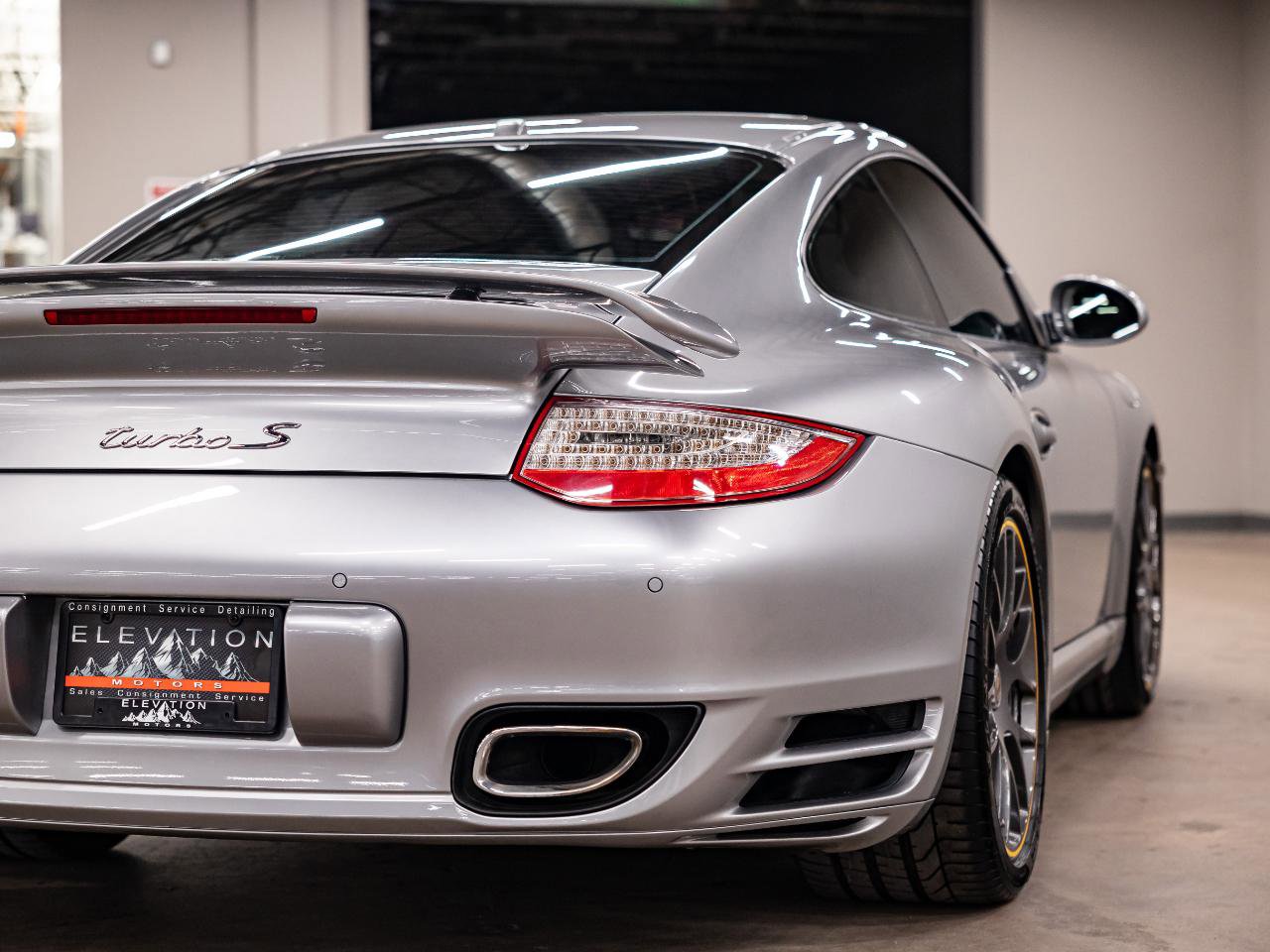Used 2011 Porsche 911 Turbo S AWD/4WD image 28