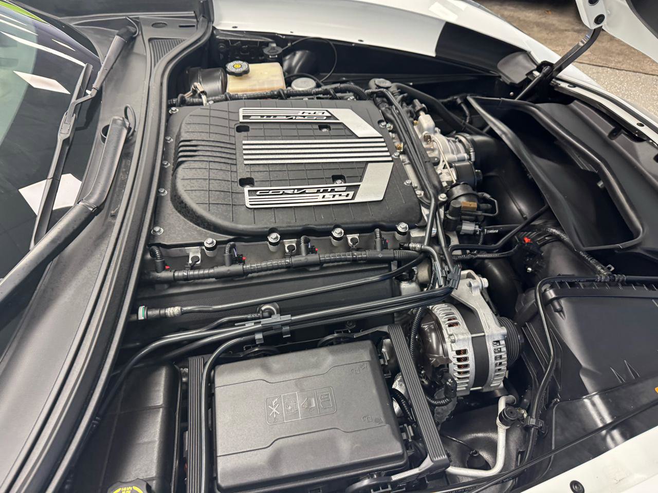 Used 2015 Chevrolet Corvette Z06 w/ 3LZ Preferred Equipment Group image 24