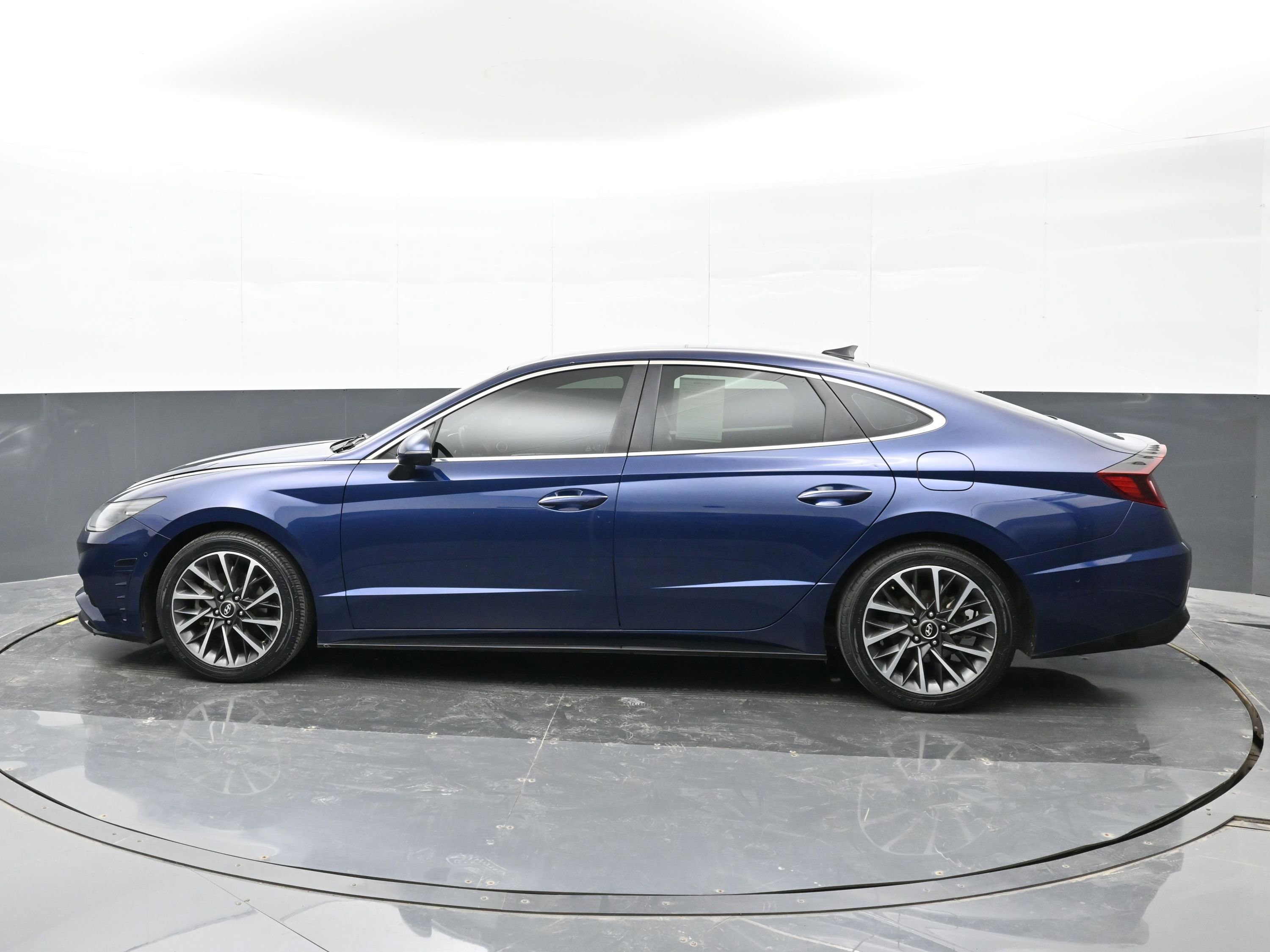 Used 2020 Hyundai Sonata Limited FWD image 9