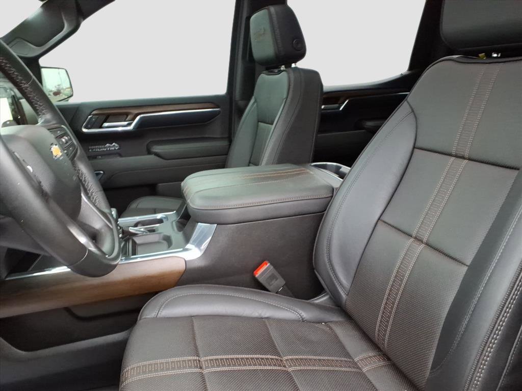Certified 2024 Chevrolet Silverado 1500 High Country w/ High Country Premium Package image 12