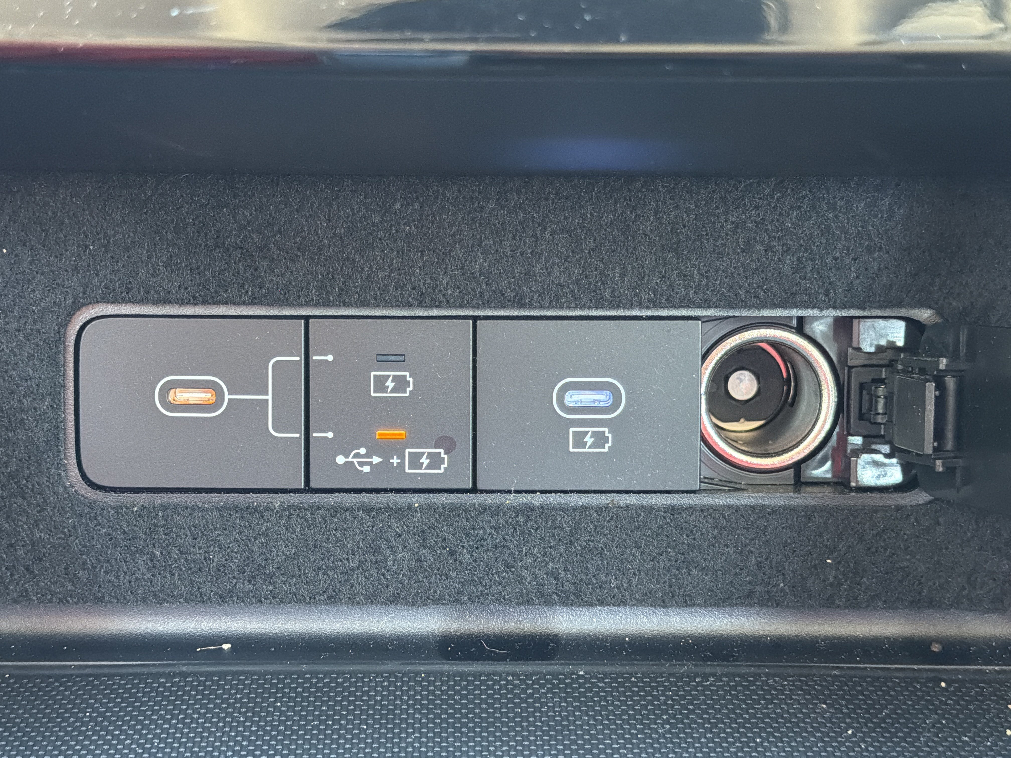 Used 2025 Hyundai Sonata SE FWD image 8