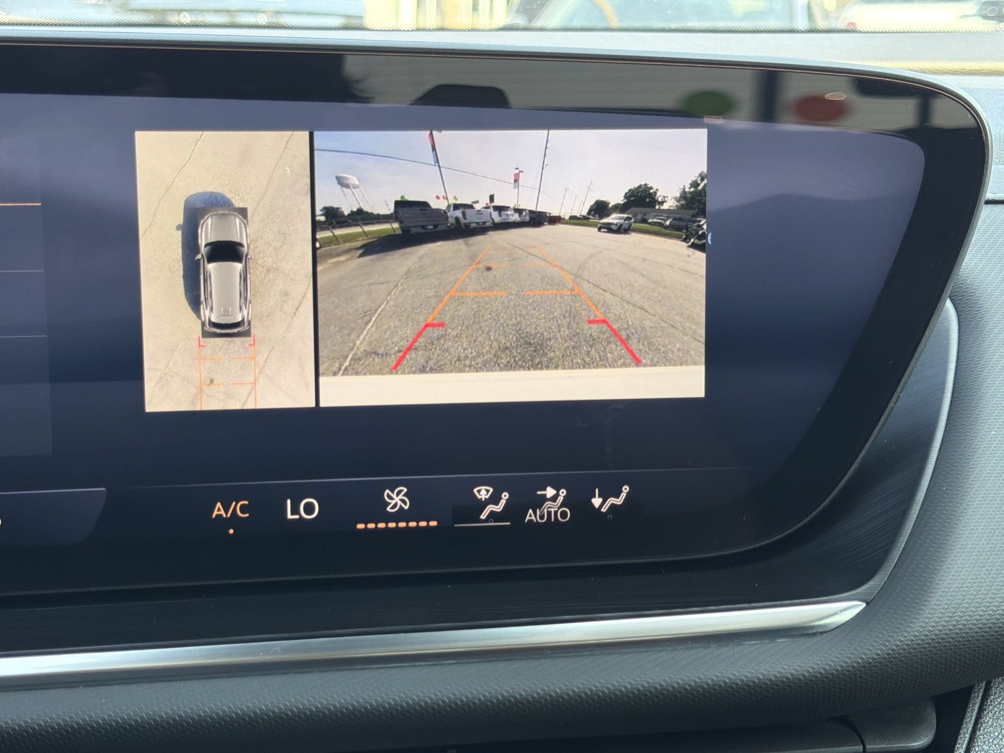 Used 2024 Buick Envision Preferred AWD/4WD image 5