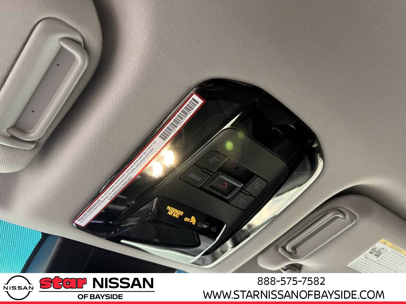 Used 2021 Toyota Venza LE image 30