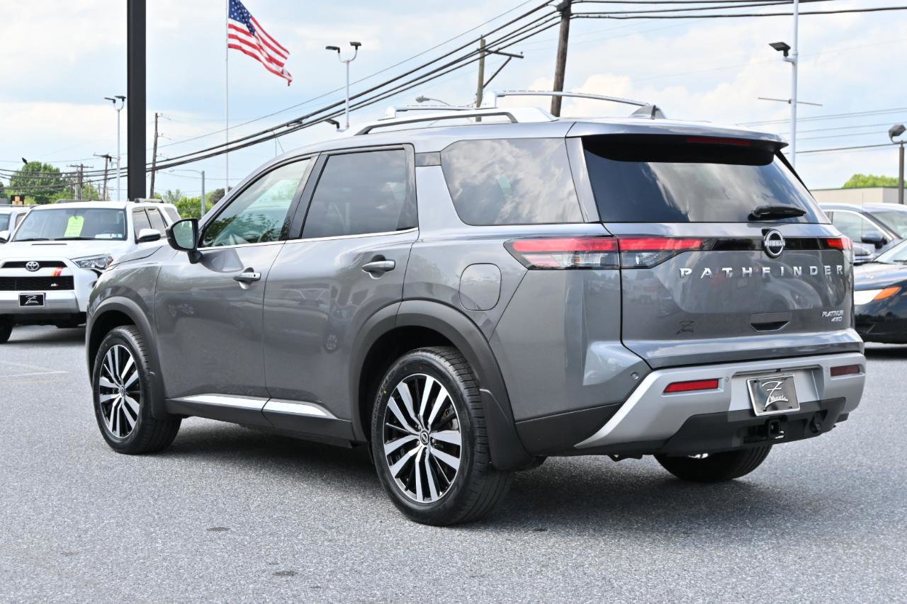 Used 2023 Nissan Pathfinder Platinum w/ Cargo Package AWD/4WD image 9