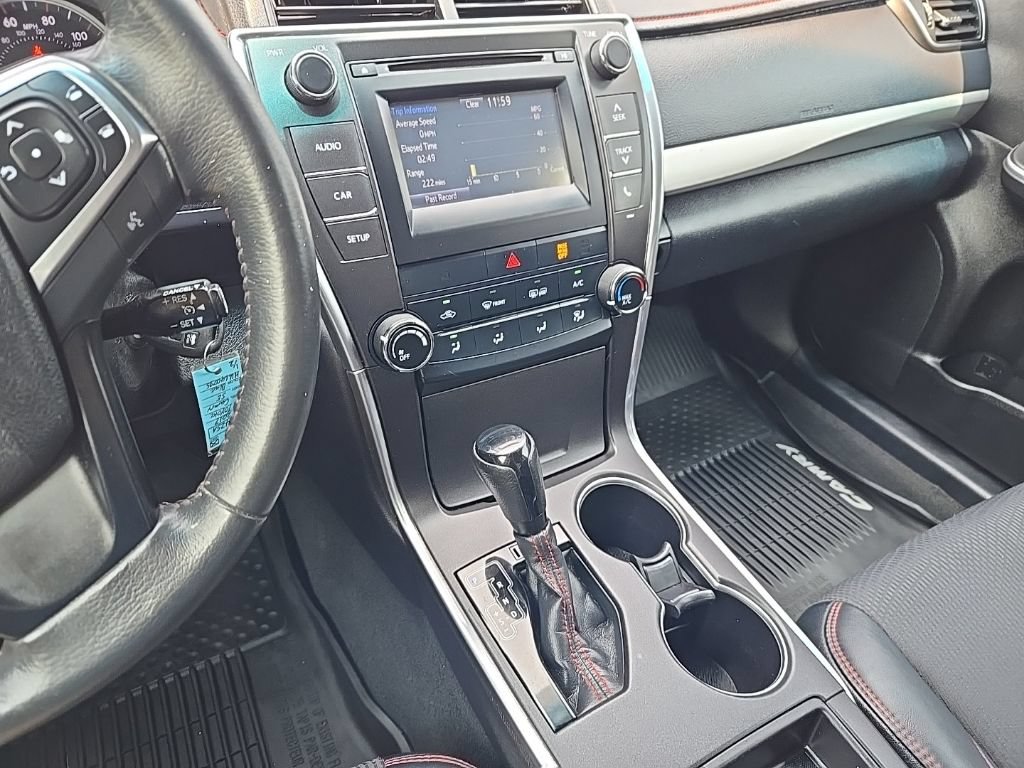 Used 2017 Toyota Camry SE FWD image 17