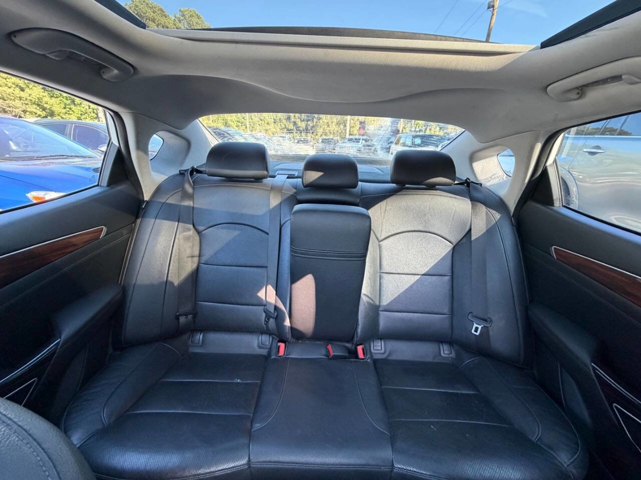 Used 2017 Kia Cadenza Premium w/ Luxury Package FWD image 20