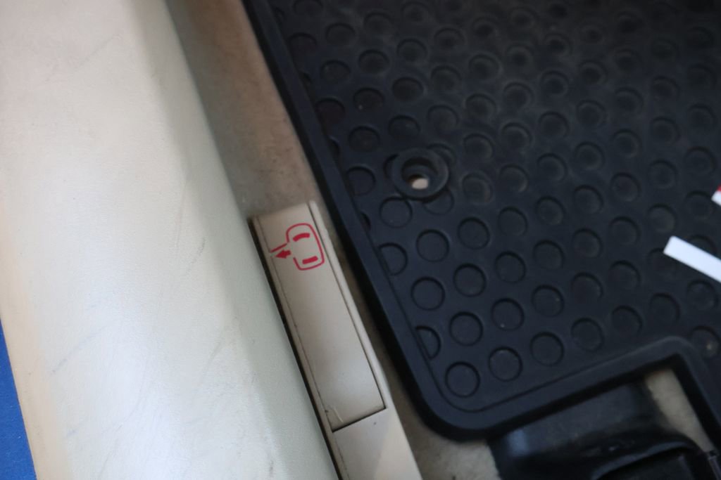 Used 2007 Chevrolet Corvette Coupe w/ Preferred Equipment Group image 36