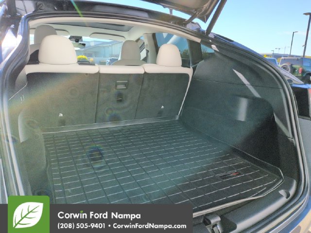 Used 2022 Tesla Model Y Long Range AWD/4WD image 27