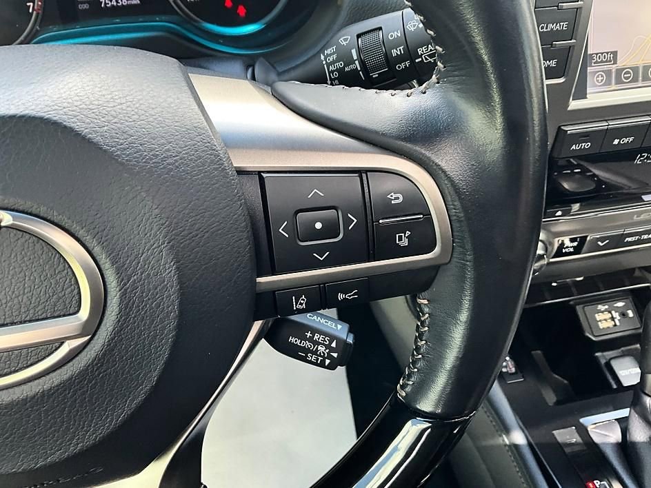 Used 2020 Lexus GX 460 Premium w/ Premium Package AWD/4WD image 31