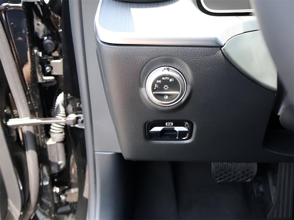 Certified 2025 Mercedes-Benz C 300 4MATIC Sedan image 69