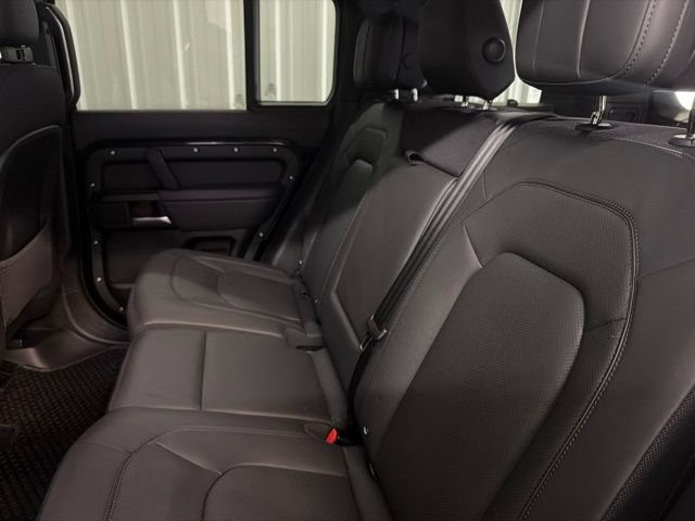 Used 2025 Land Rover Defender 110 V8 AWD/4WD image 14