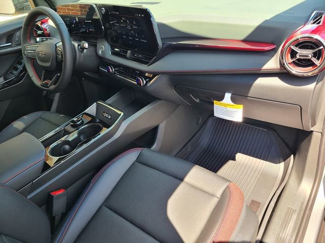 New 2026 Chevrolet Equinox RS w/ LPO, Floor Liner Package image 18