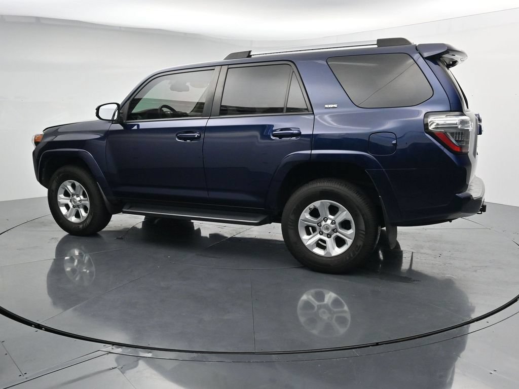 Used 2020 Toyota 4Runner SR5 Premium w/ Moonroof Package AWD/4WD image 5