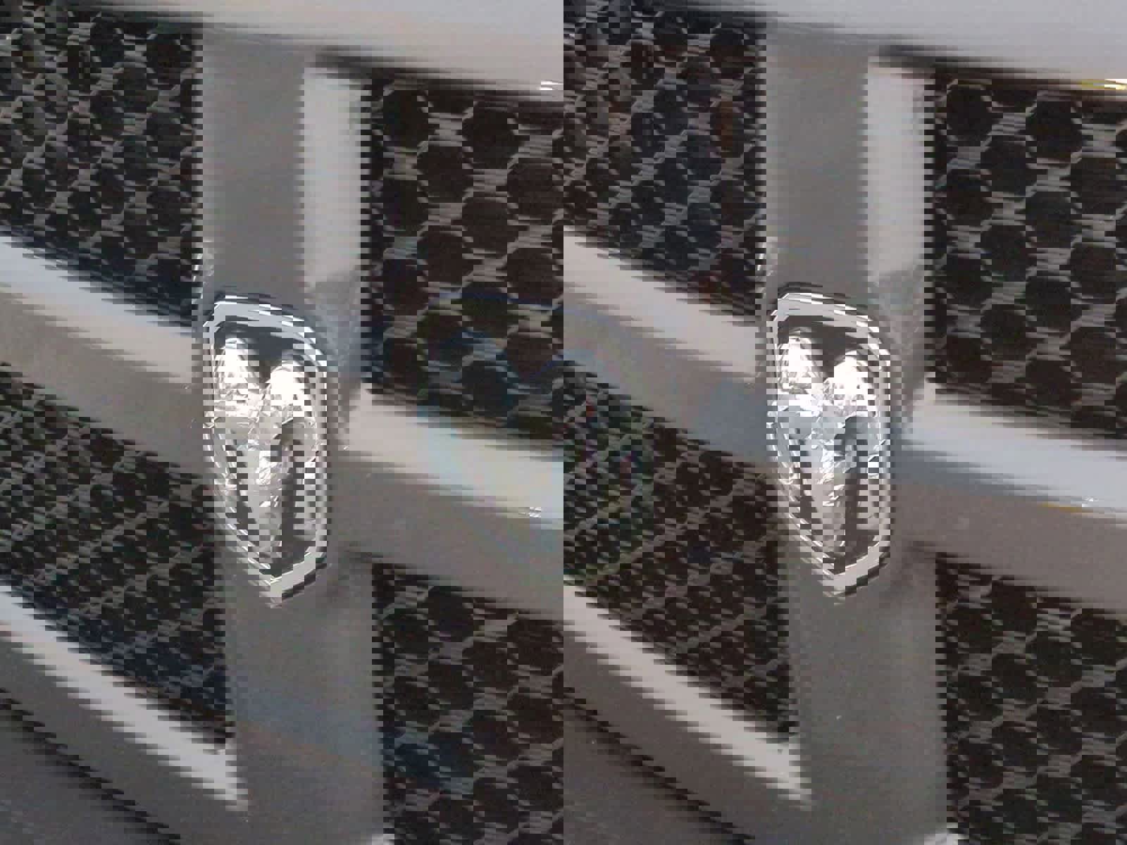 Used 2015 RAM 1500 Outdoorsman image 12