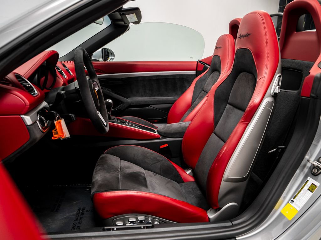 Certified 2021 Porsche 718 Boxster Spyder image 5