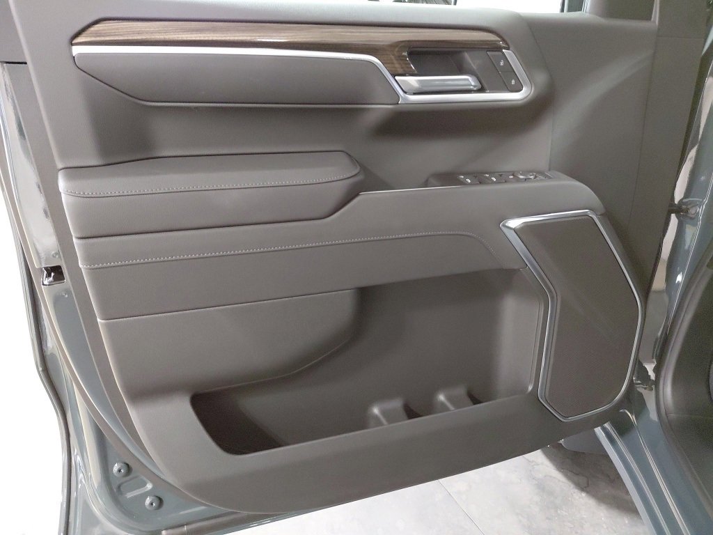 New 2026 Chevrolet Silverado 1500 LT image 4