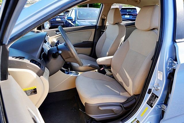 Used 2014 Hyundai Accent GLS FWD image 14