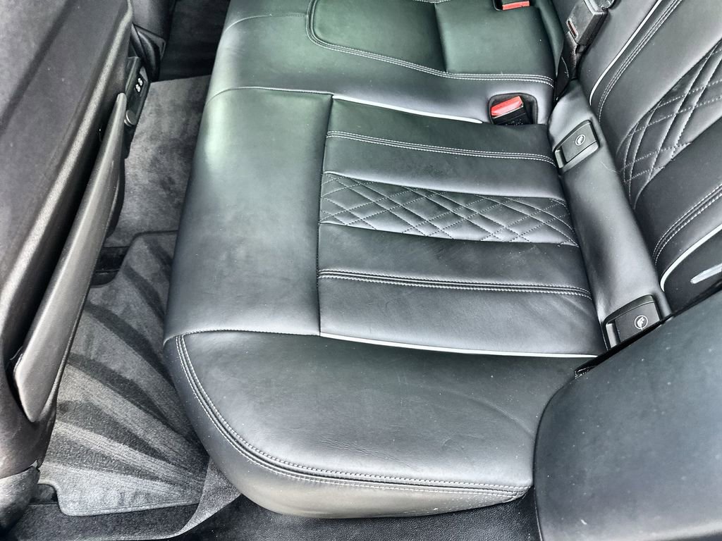 Used 2023 BMW M550i xDrive w/ Executive Package AWD/4WD image 17