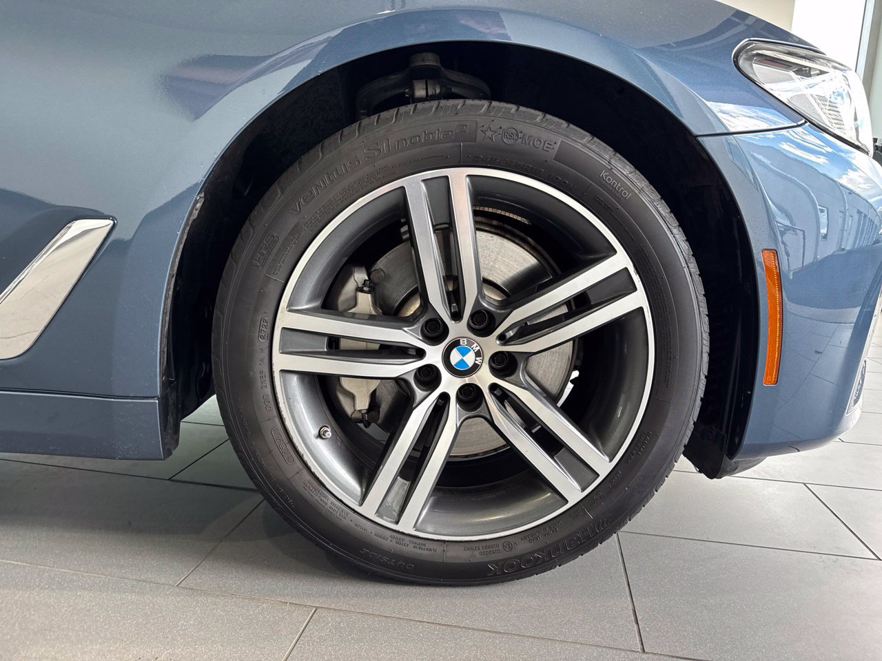 Used 2023 BMW 530i xDrive w/ Premium Package AWD/4WD image 56