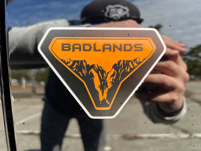 Used 2025 Ford Bronco Badlands image 41