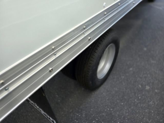 New 2024 Chevrolet Express 4500 w/ Power Convenience Package RWD image 9