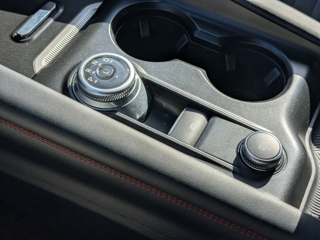 Used 2025 Ford Explorer ST-Line w/ ST-Line Street Pack image 24