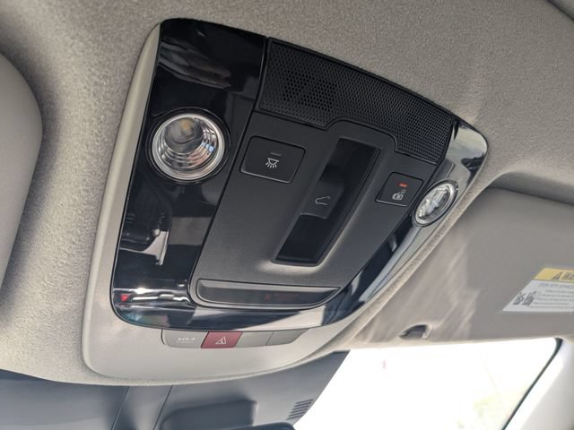Certified 2025 Kia Niro SX Touring FWD image 24