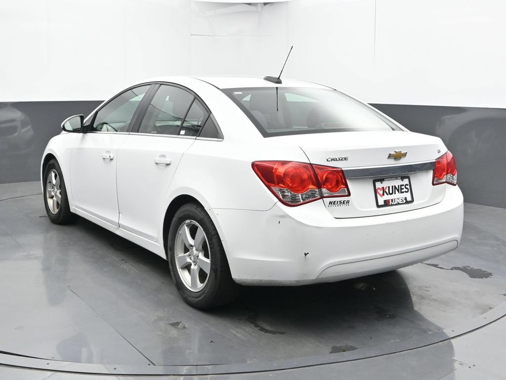 Used 2015 Chevrolet Cruze LT FWD image 9