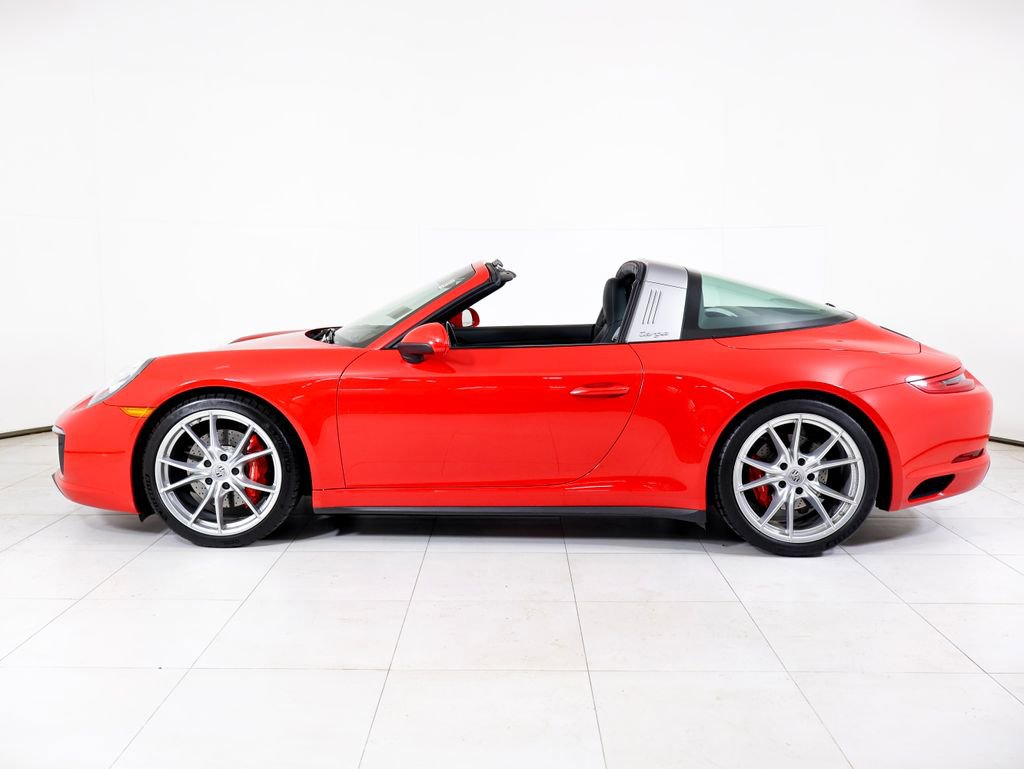 Certified 2018 Porsche 911 Targa 4S image 2