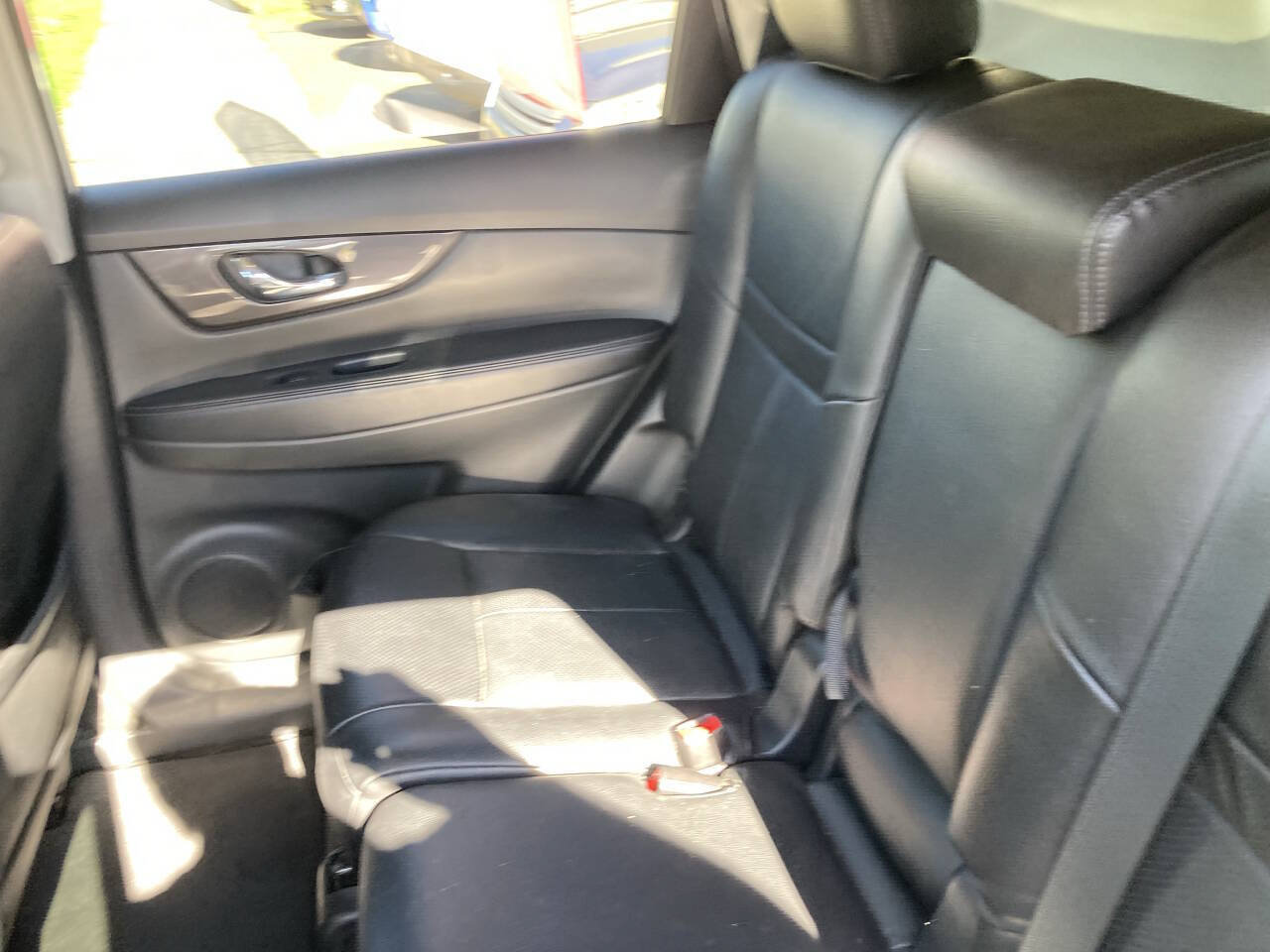 Used 2019 Nissan Rogue S w/ Special Edition Package AWD/4WD image 13
