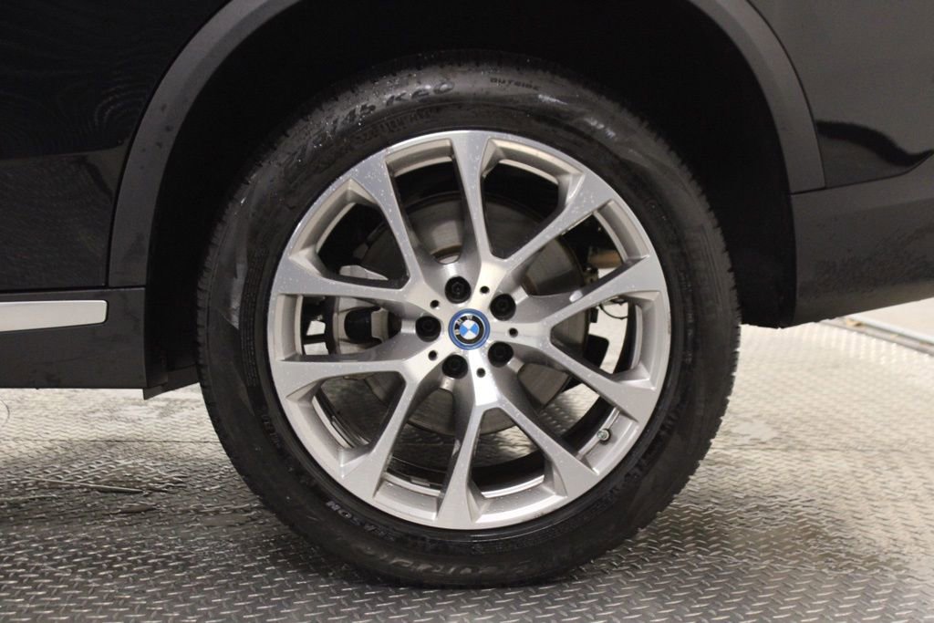 Used 2022 BMW X5 xDrive45e AWD/4WD image 13