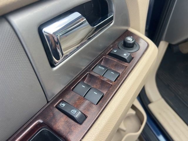 Used 2013 Ford Expedition XLT image 23