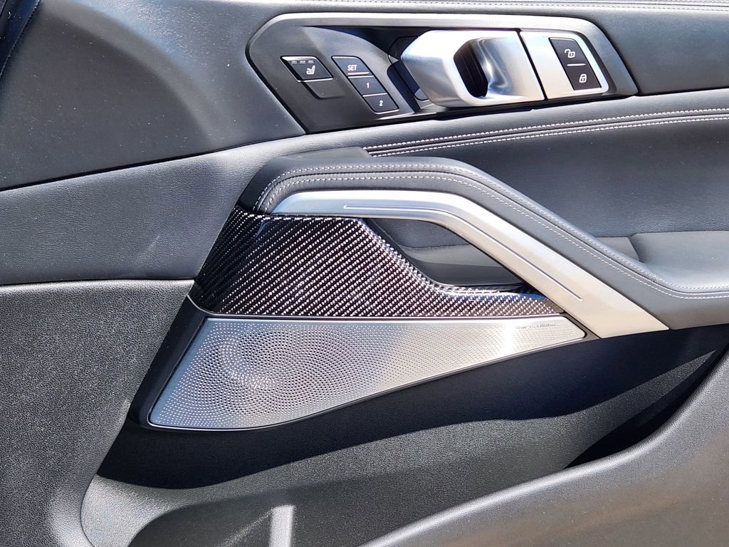 Used 2023 BMW X6 M50i w/ Executive Package image 13