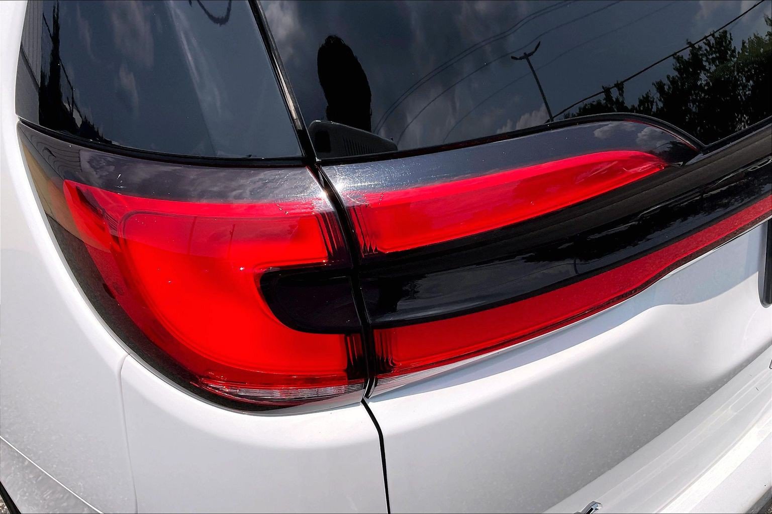 Used 2024 Chrysler Pacifica Touring-L FWD image 33
