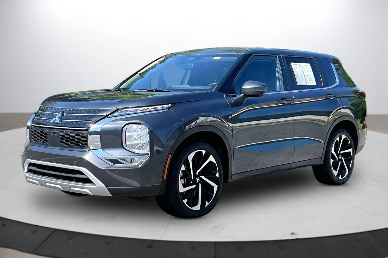 Used 2024 Mitsubishi Outlander SE FWD image 4
