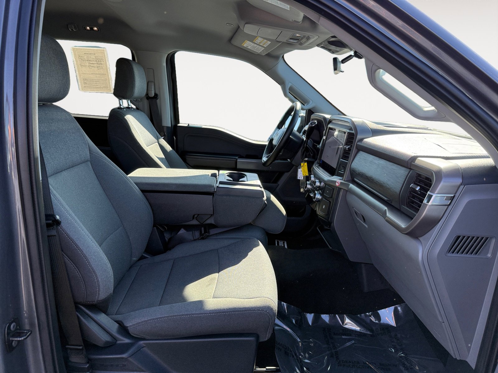 Used 2025 Ford F150 XLT w/ Equipment Group 301A Standard RWD image 19
