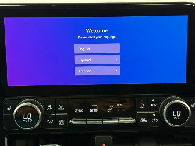 New 2026 Toyota Highlander XLE image 16