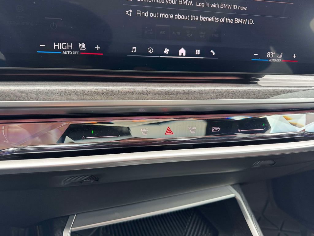 Certified 2023 BMW 760i xDrive w/ Executive Package image 13