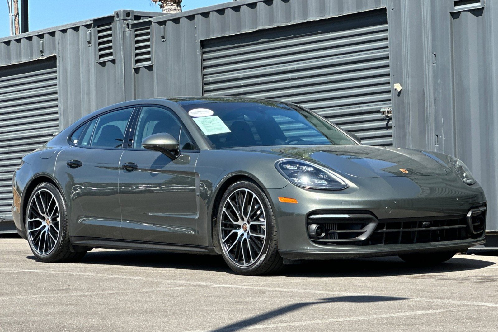 Certified 2023 Porsche Panamera Platinum Edition image 10