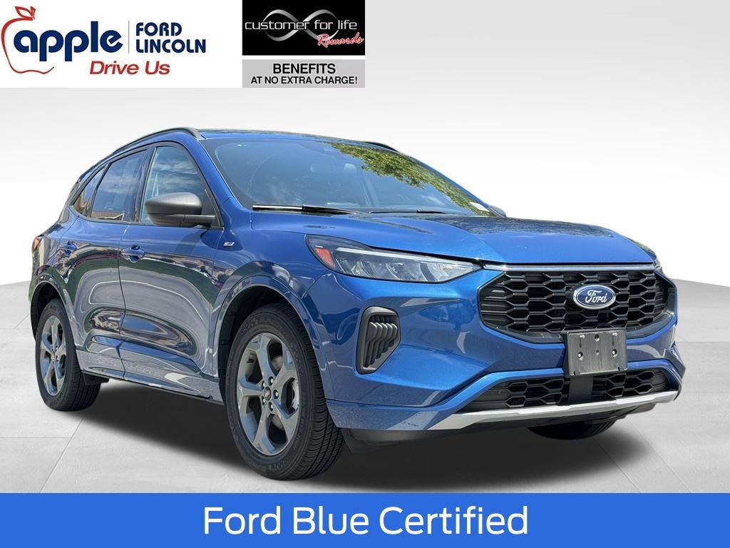 Used 2023 Ford Escape ST-Line AWD/4WD image 1