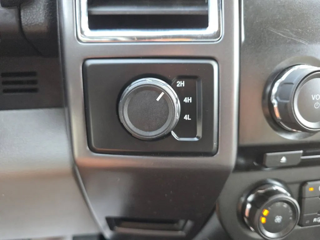 Used 2016 Ford F150 XLT w/ Equipment Group 301A Mid AWD/4WD image 29