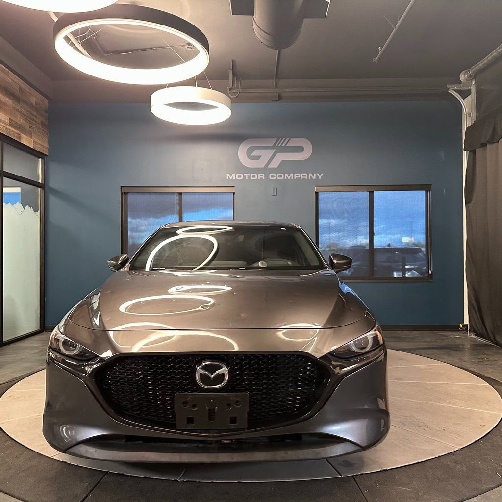 Used 2019 MAZDA MAZDA3 AWD Hatchback w/ Premium Pkg image 8